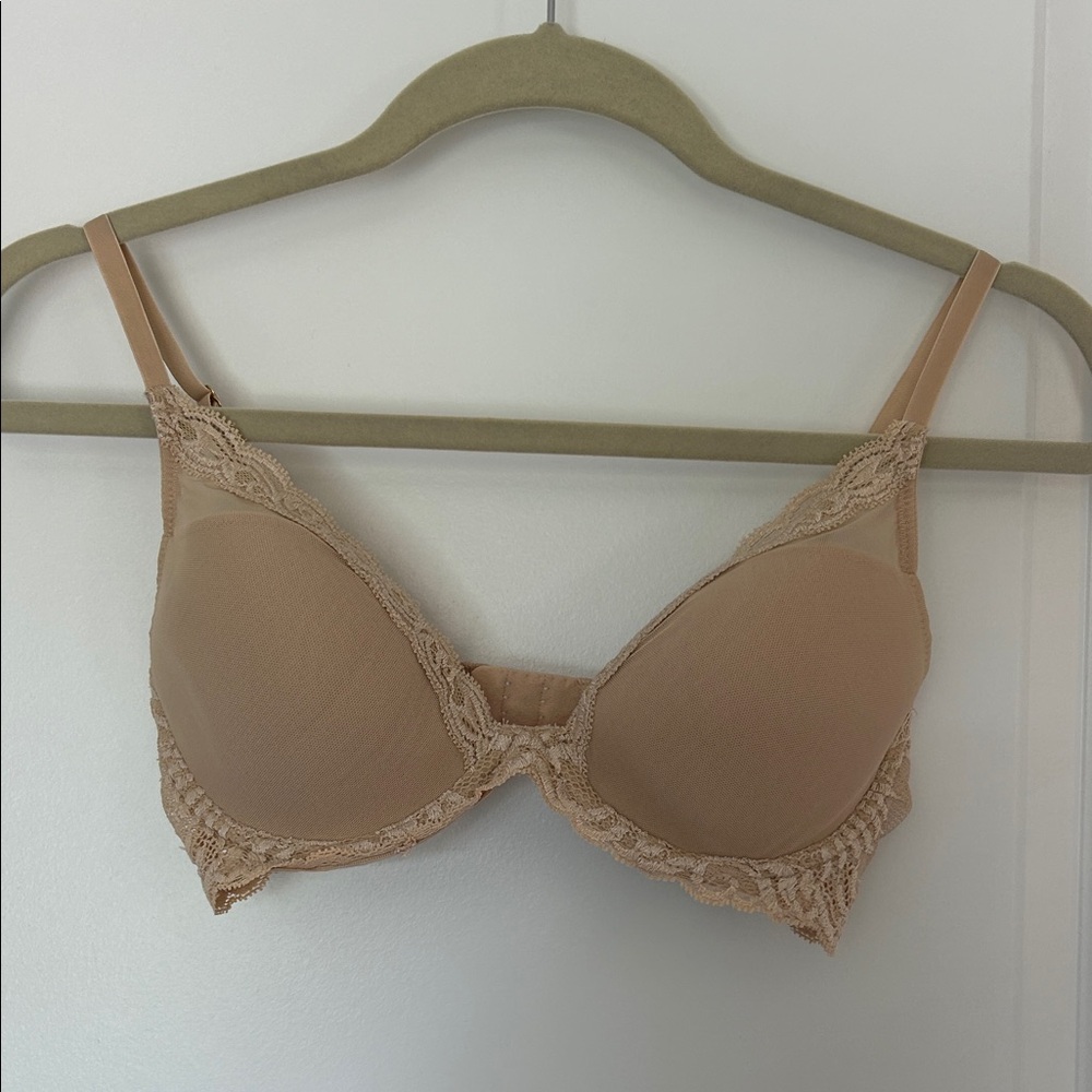 Elegant Lace Trimmed Tan Bra